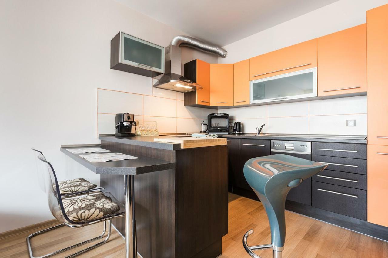 The Sunny Prague Appartment&Garage Esterno foto
